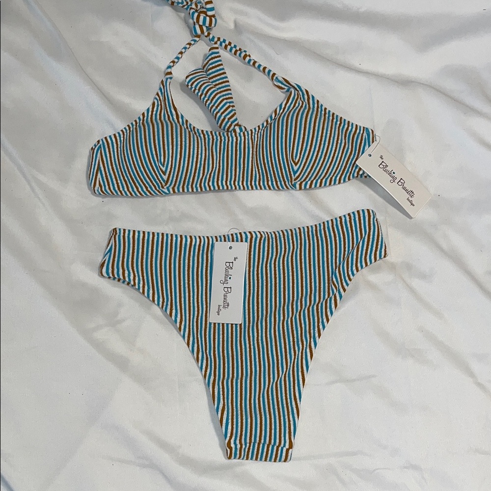 NWT Blushing Brunette Striped Textured Bikini Set